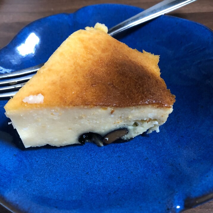 超簡単！カロリー控えめ黒豆入りチーズケーキ